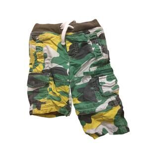 Mini Boden Green Camo Shorts 12-18m